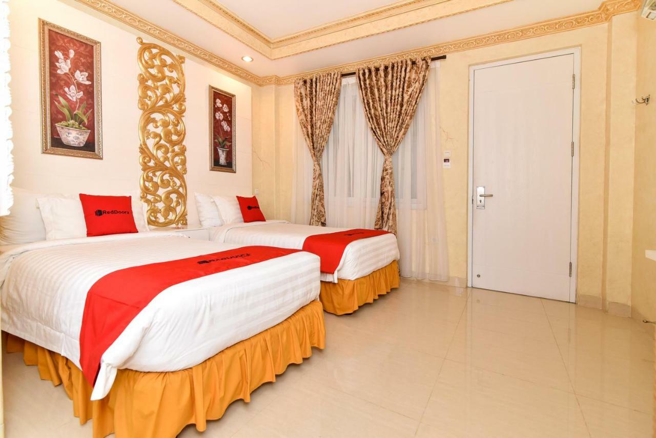 RedDoorz Plus near Discovery Shopping Mall Bali Kuta Lombok Exterior foto